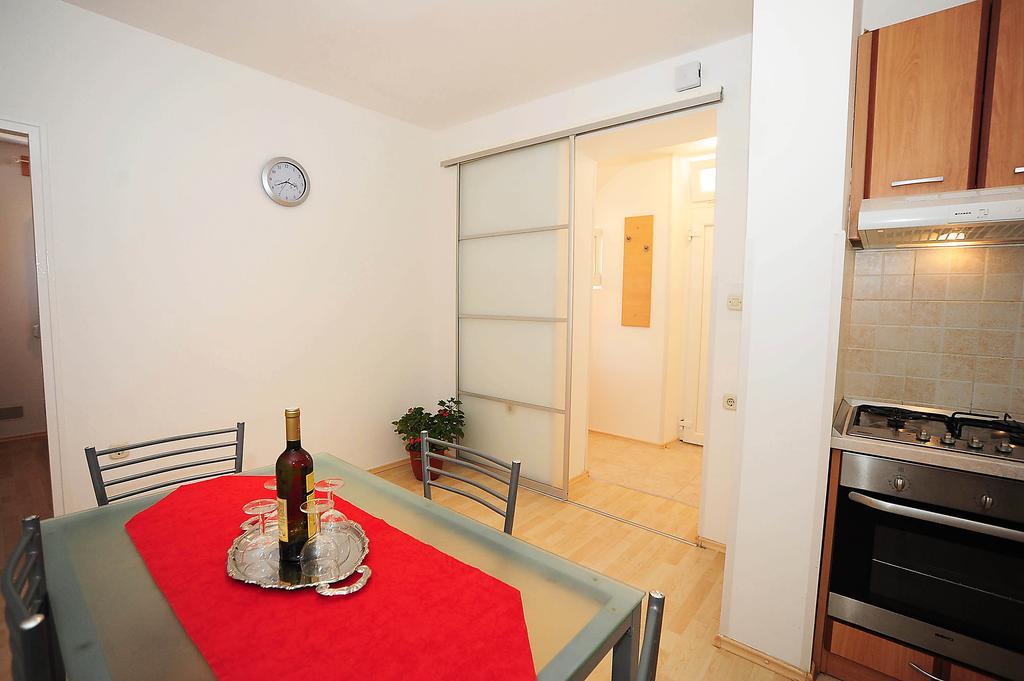 זאדאר Apartment Mile מראה חיצוני תמונה