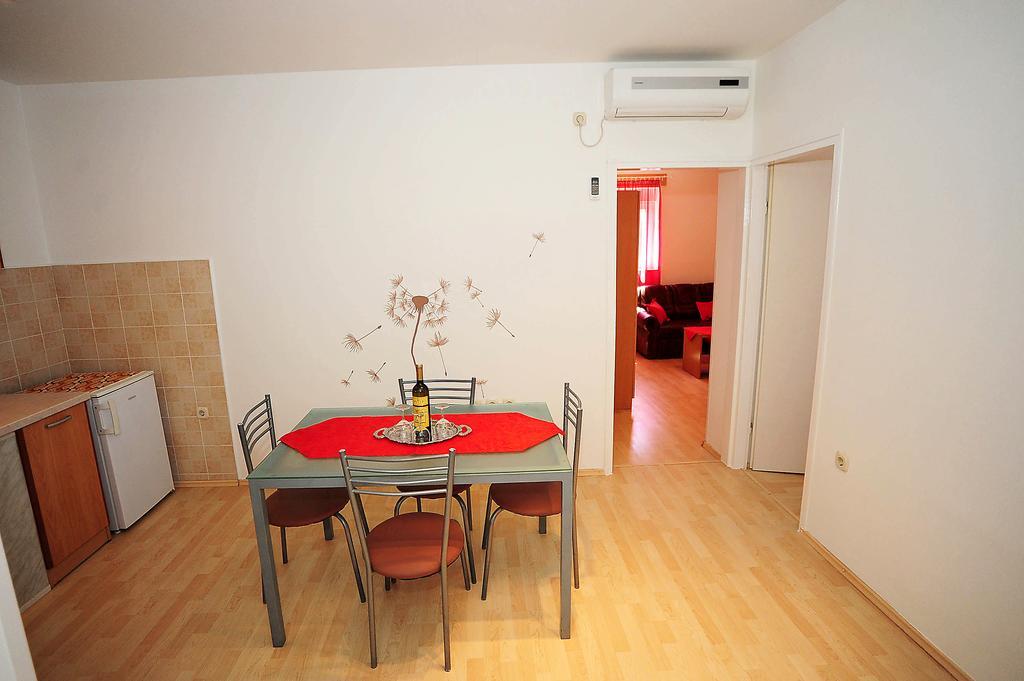 זאדאר Apartment Mile מראה חיצוני תמונה
